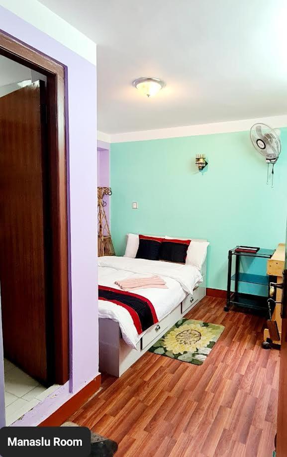 Annapurna Guest House And Rooftop Restaurant Bhaktapur Exterior photo